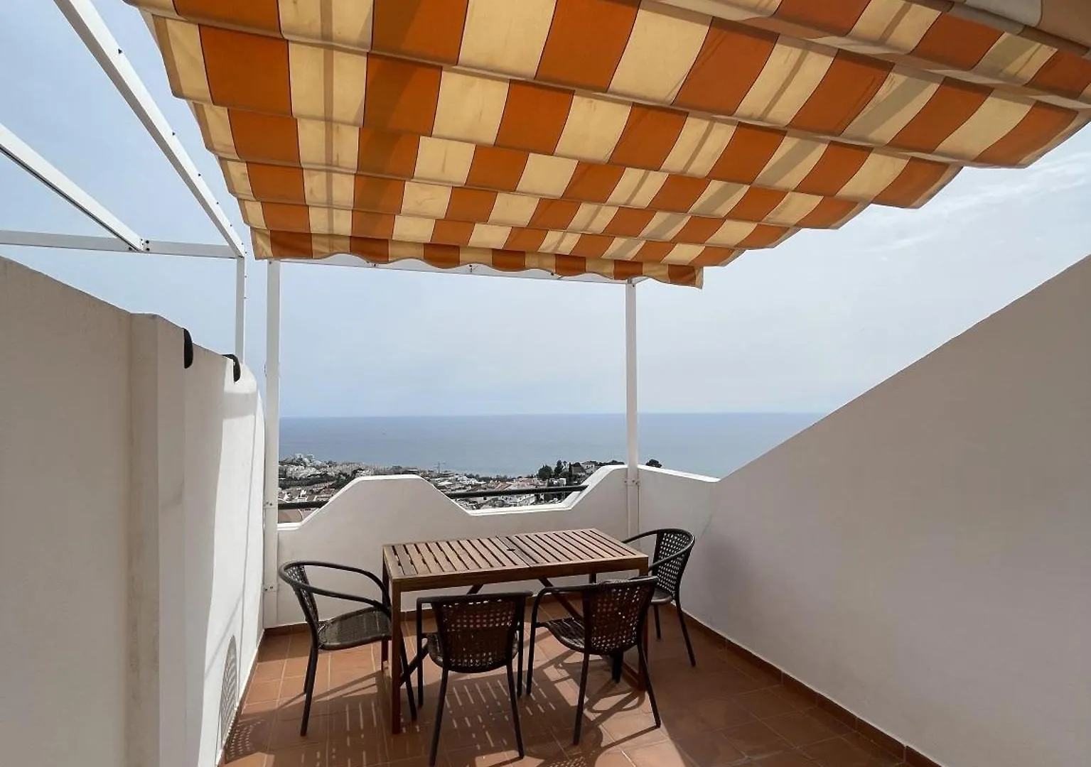Apartmán Stunning Penthouse With Sea Views,Solarium,Pool & Parking Benalmádena
